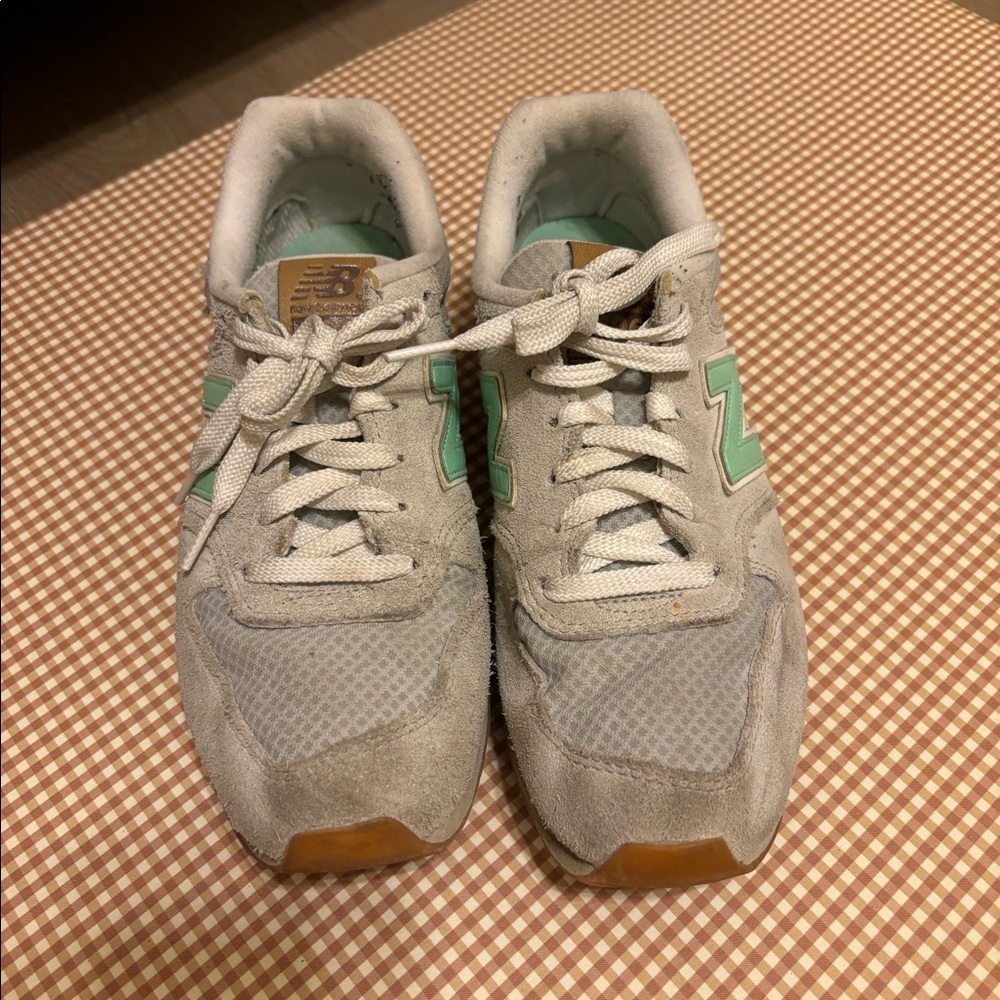 New Balance 696 Turquoise and Grey Suede